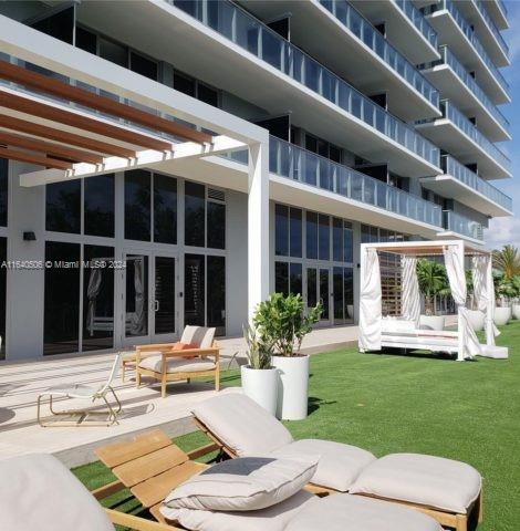 16385 Biscayne Blvd PH7