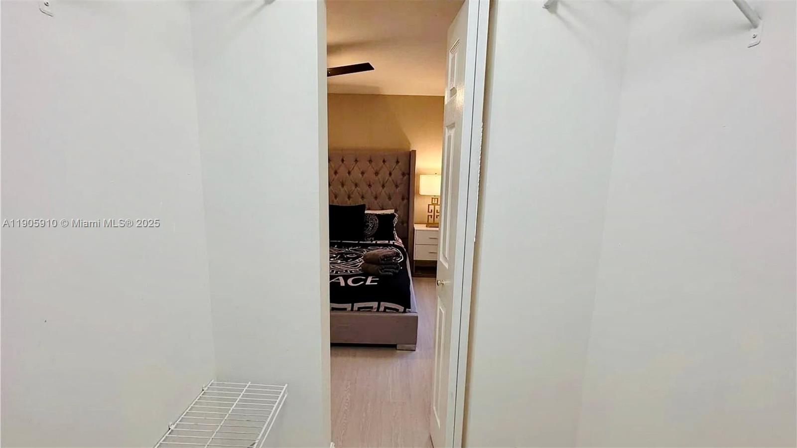 BRICKELL RIVERVIEW - Residential Income