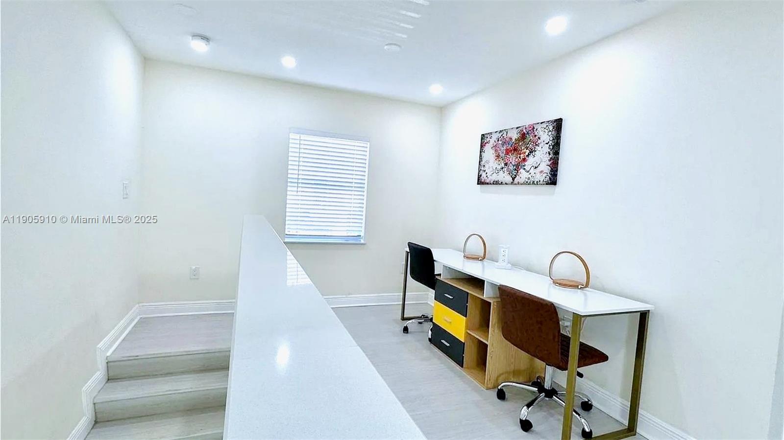 BRICKELL RIVERVIEW - Residential Income