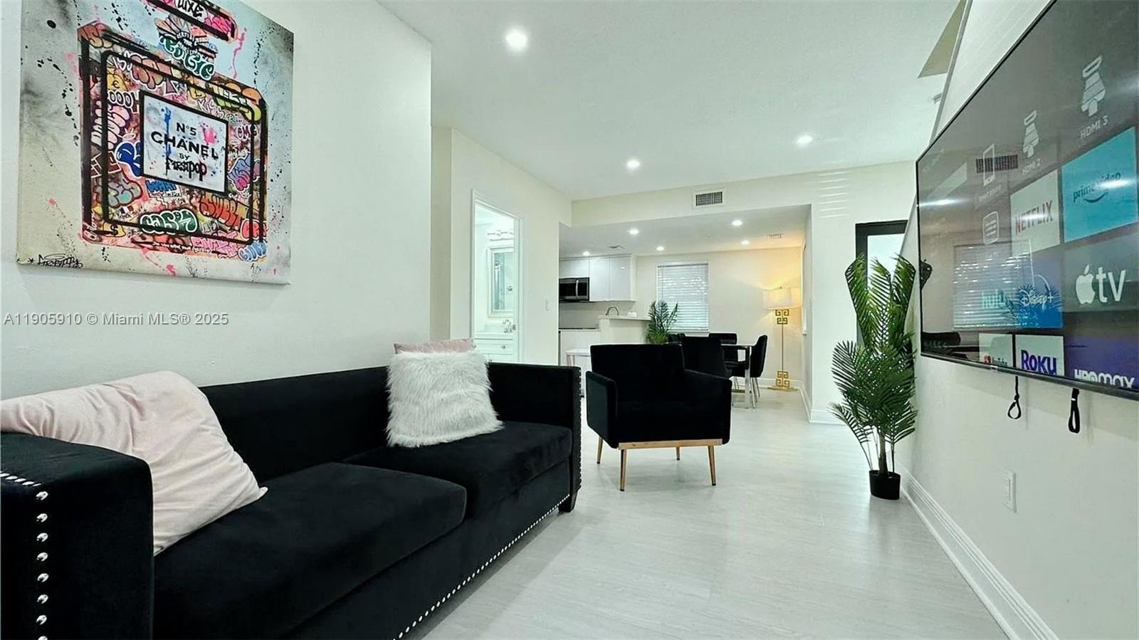 View photos, virtual tours, details... 875 NW 2nd St