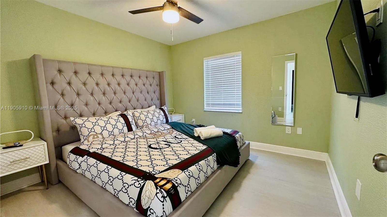 BRICKELL RIVERVIEW - Residential Income