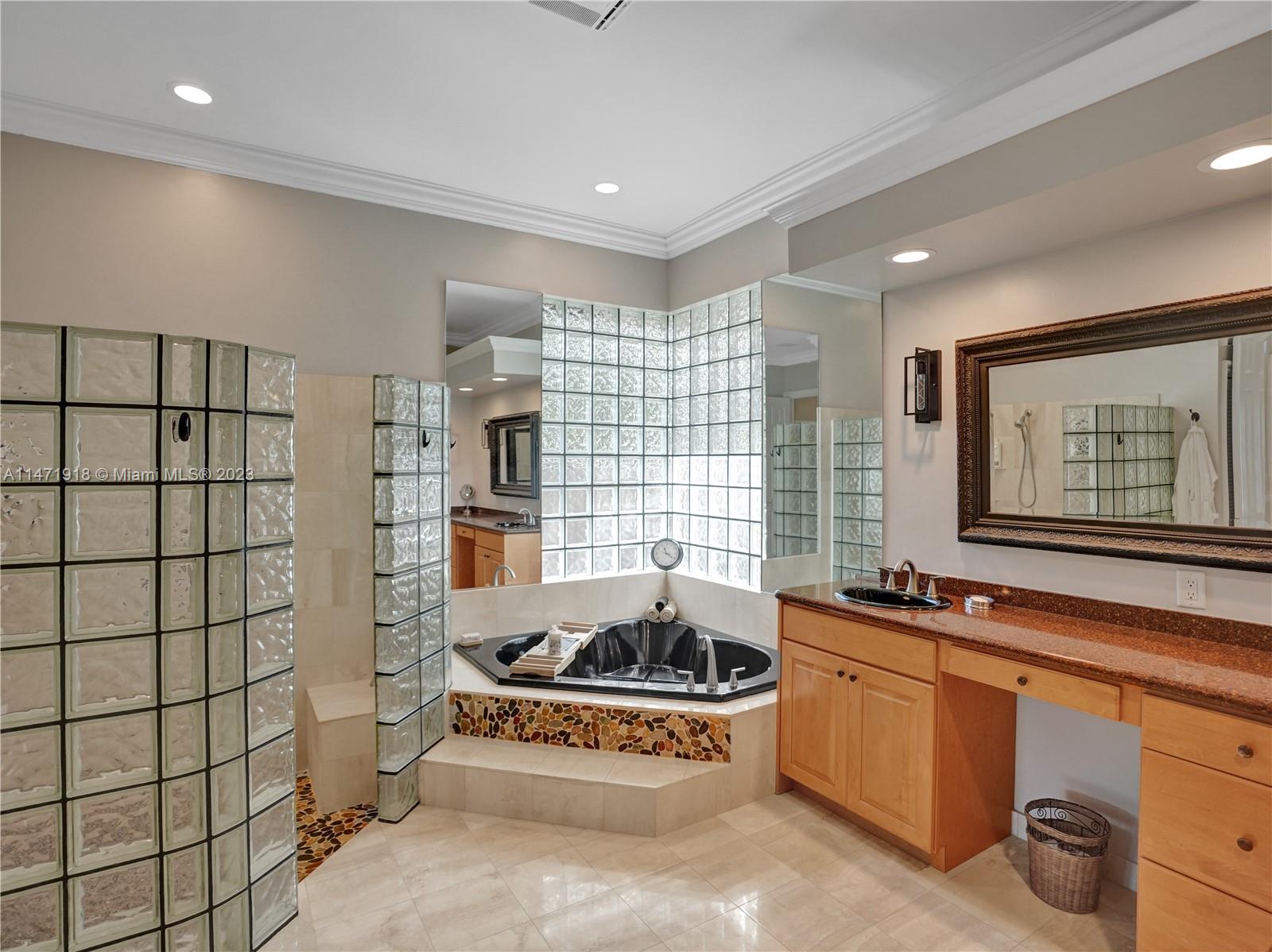 Weston Hills Country Club - Residential