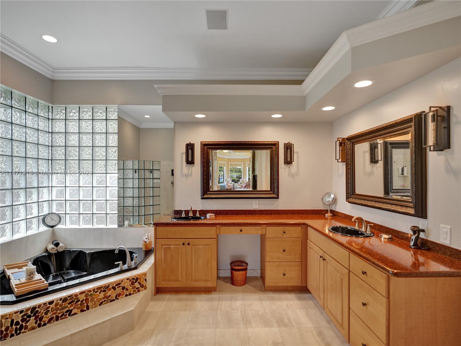 Weston Hills Country Club - Residential