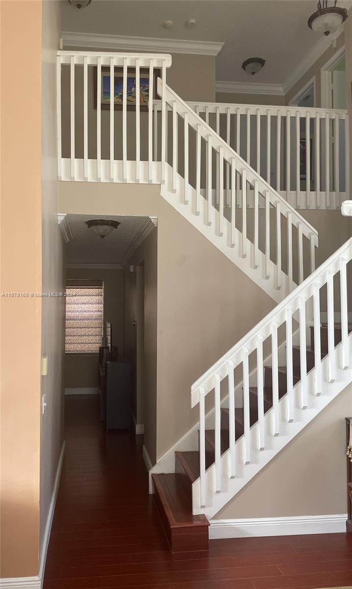 TOWNGATE - Residential