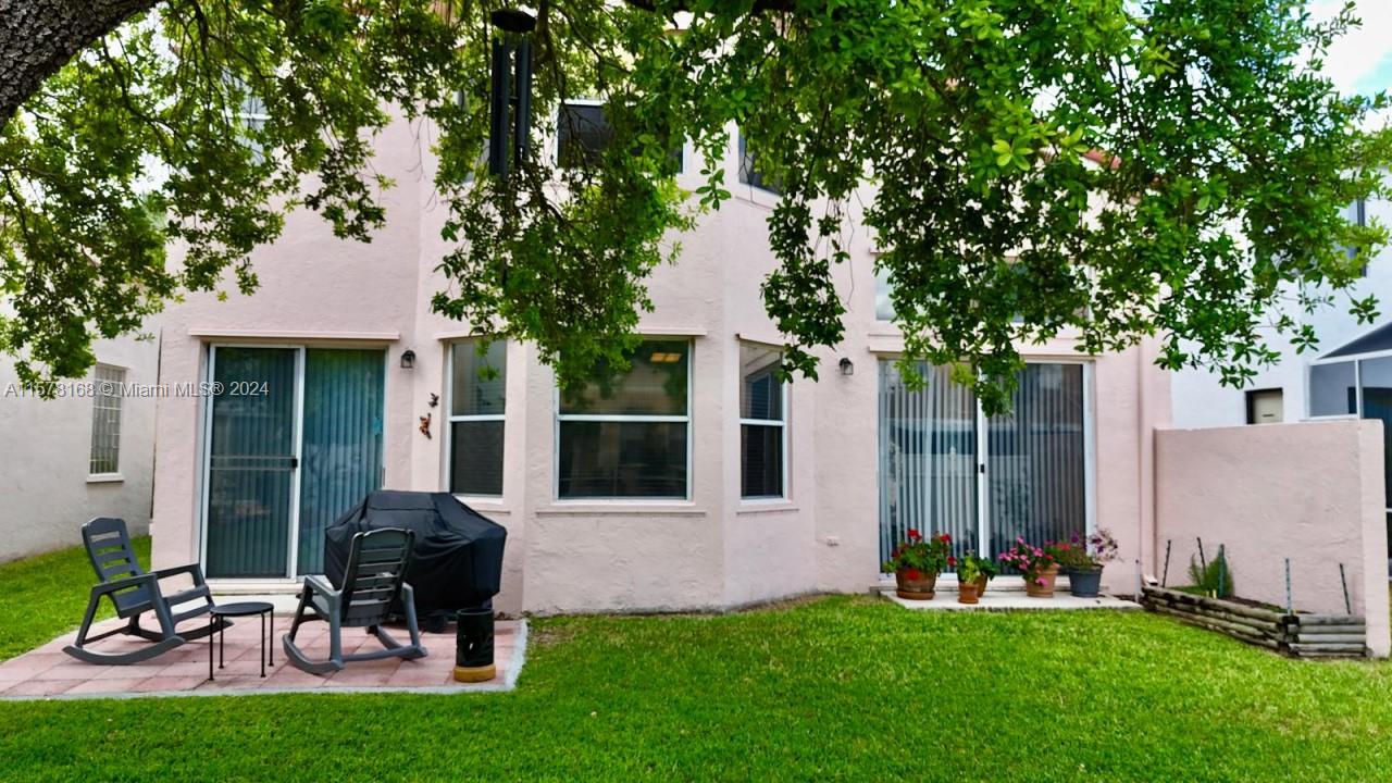 TOWNGATE - Residential