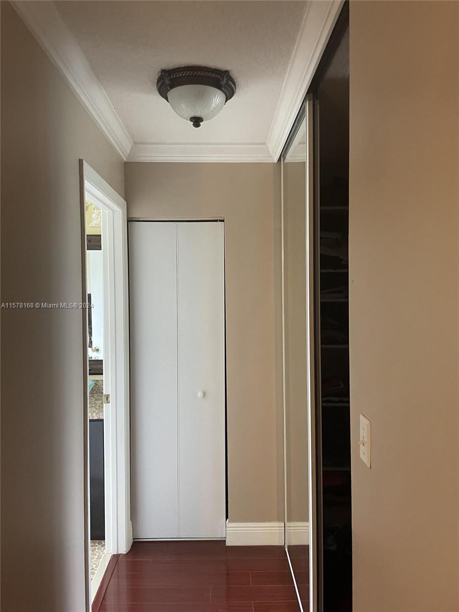 TOWNGATE - Residential
