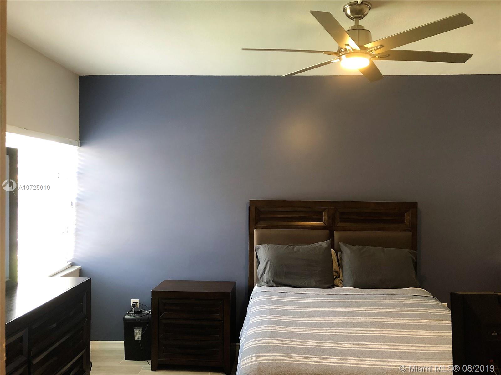 REFLECTIONS AT PEMBROKE - Residential Lease