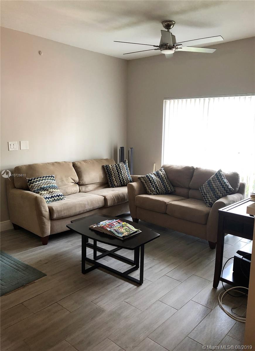 REFLECTIONS AT PEMBROKE - Residential Lease