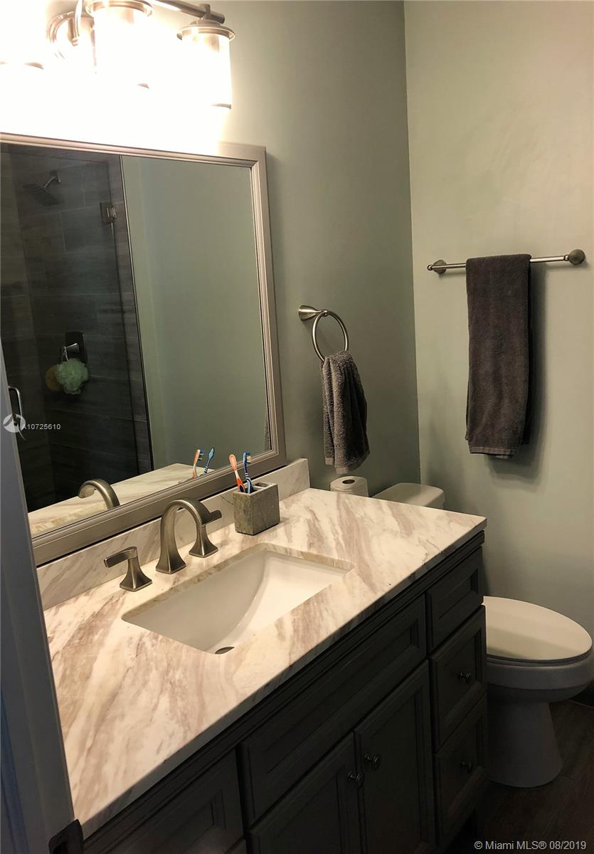 REFLECTIONS AT PEMBROKE - Residential Lease