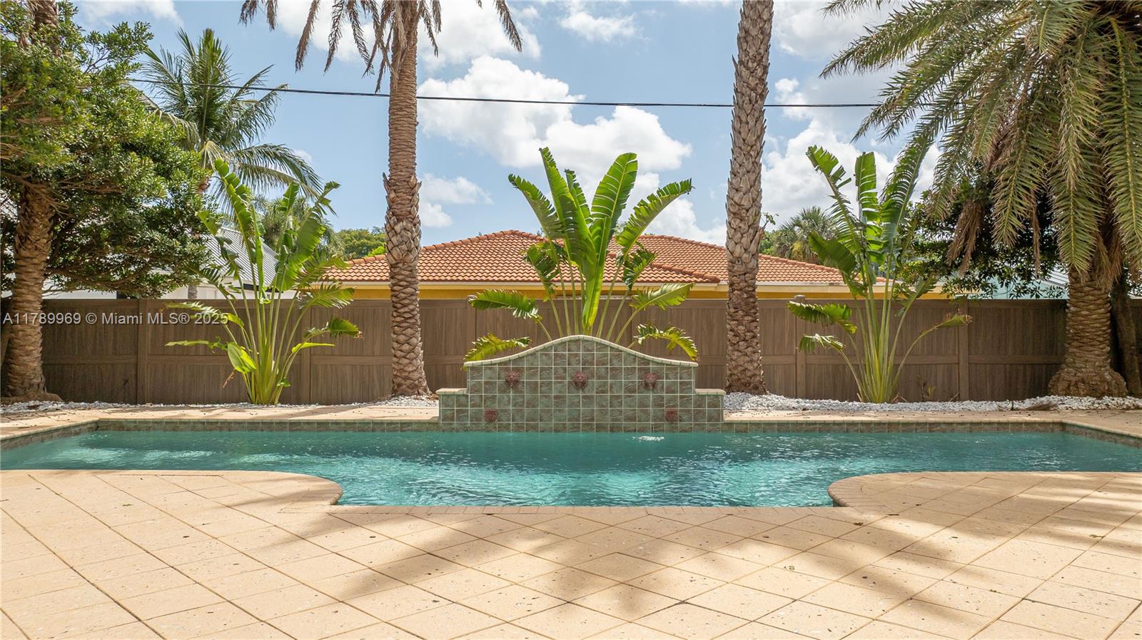 BOCA RATON RIVIERA UNIT C - Residential