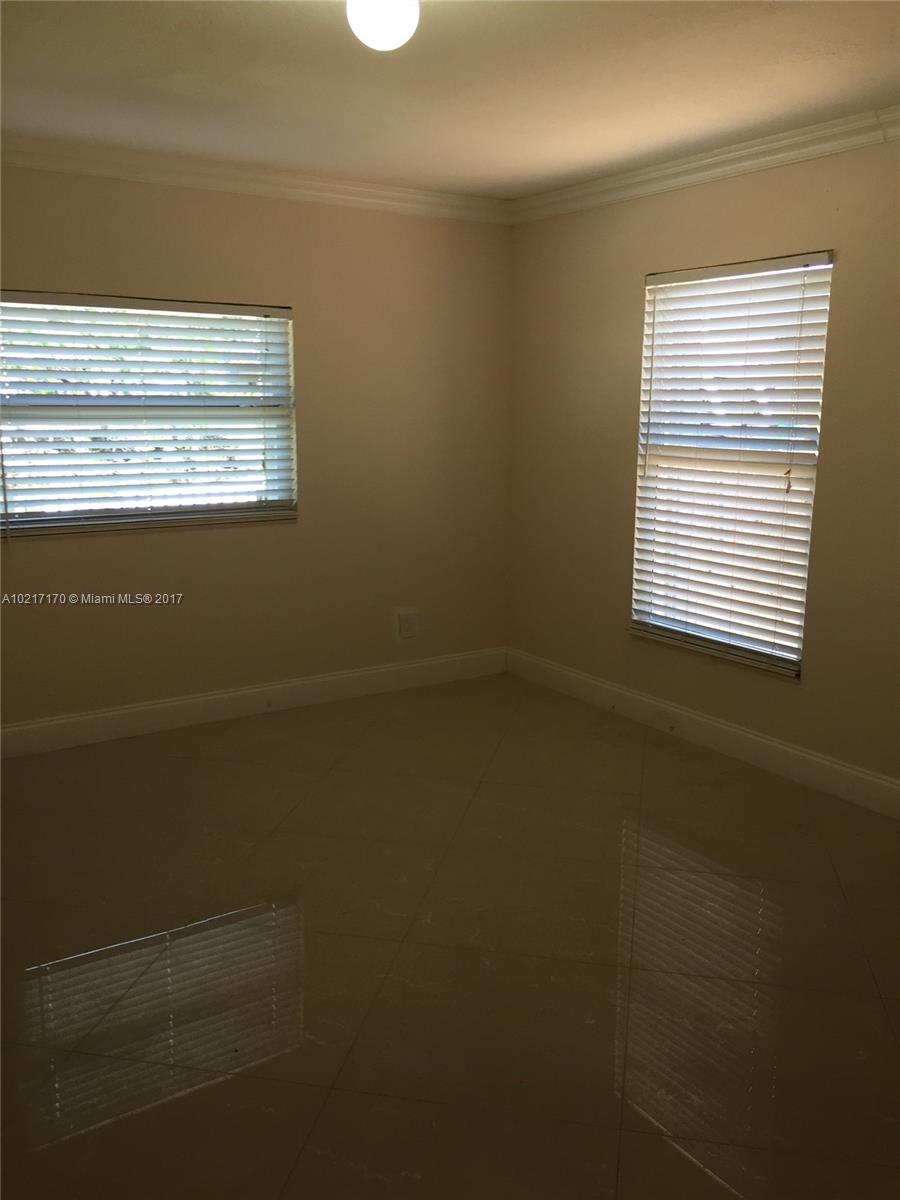 Grapeland Heights - Residential Lease
