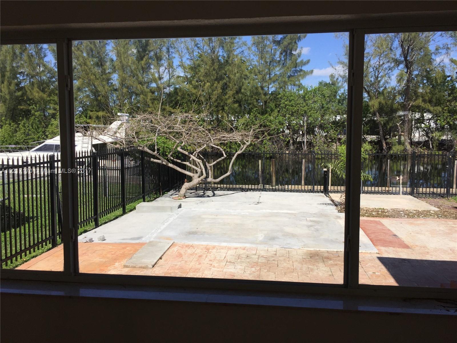 Grapeland Heights - Residential Lease