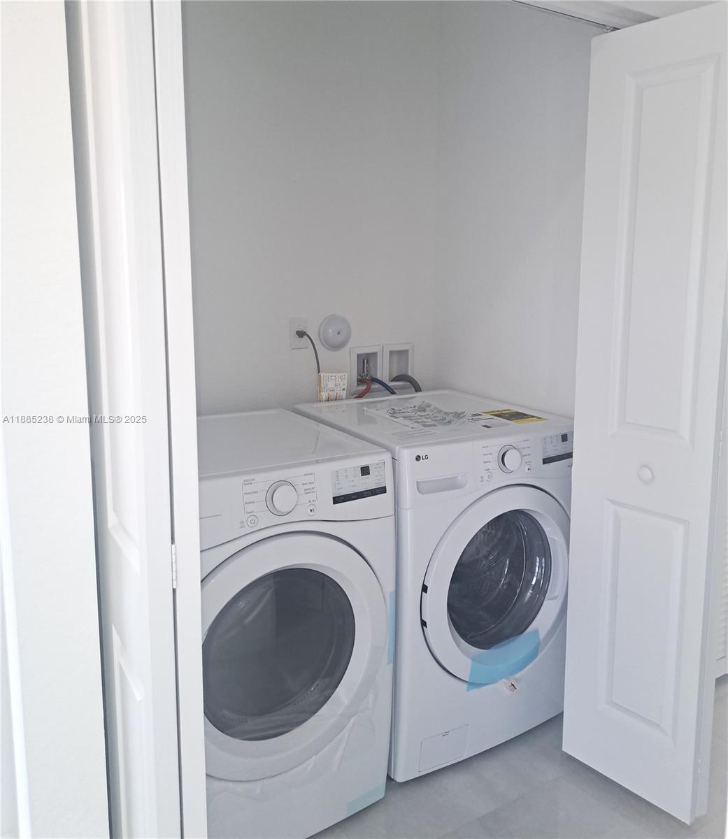 On Alba ONX Homes - Residential Lease