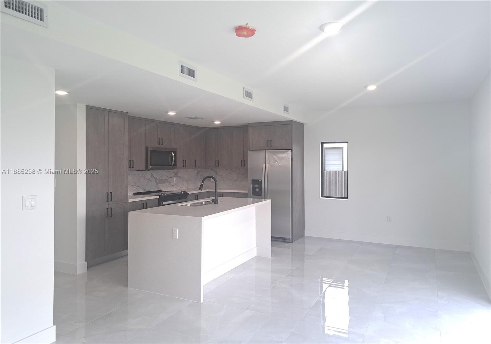 On Alba ONX Homes - Residential Lease