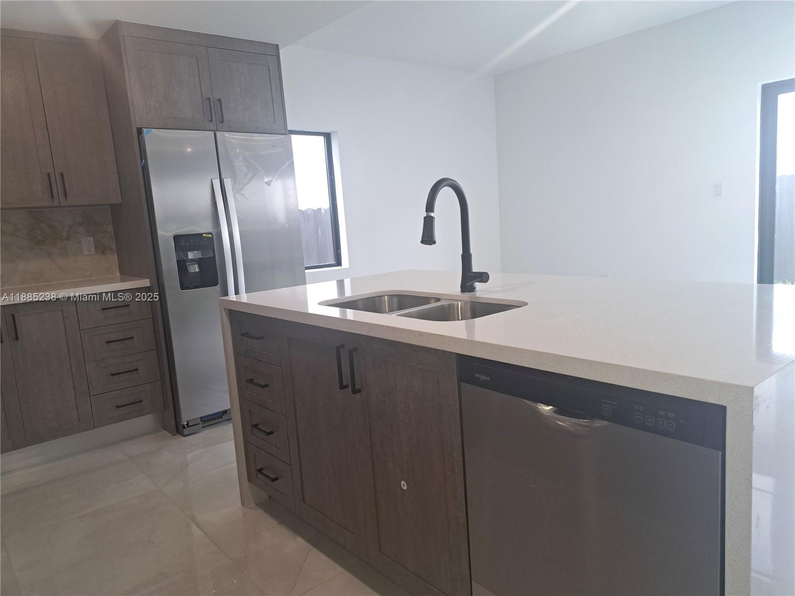 On Alba ONX Homes - Residential Lease