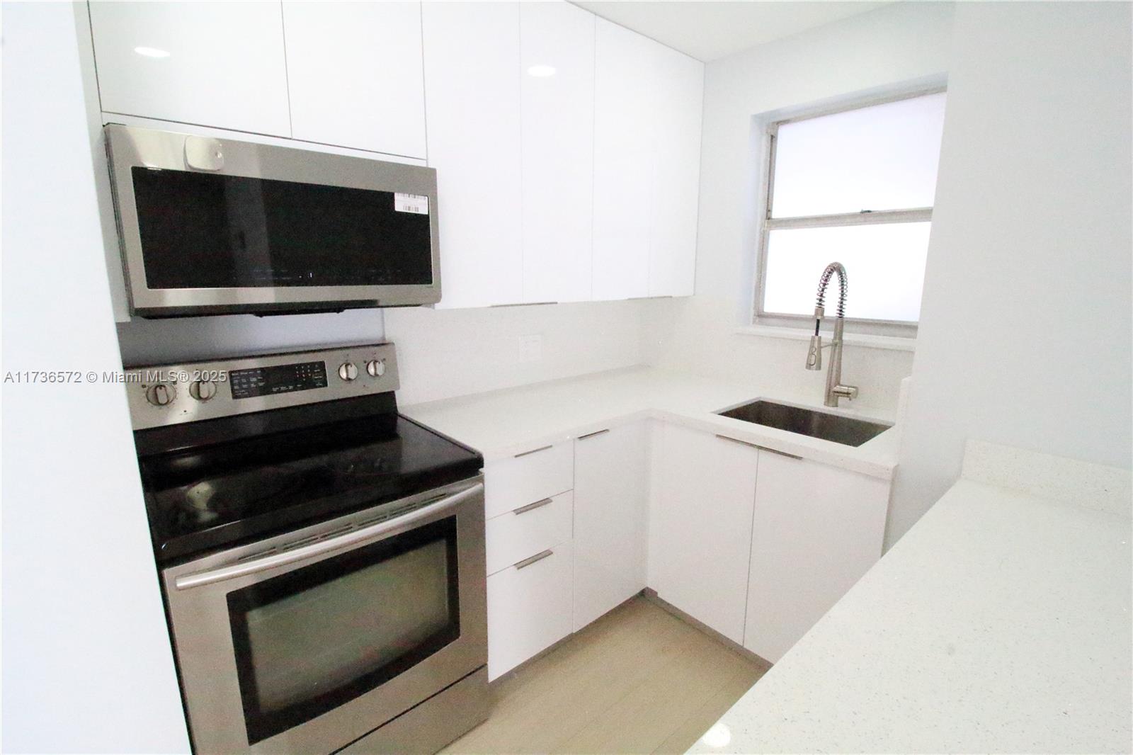 Rental Property at 110 Fontainebleau Blvd 403, Miami, Broward County, Florida - Bedrooms: 2 
Bathrooms: 2  - $2,600 MO.