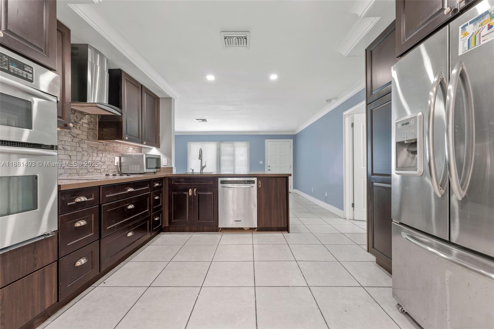 AVON HEIGHTS - Residential