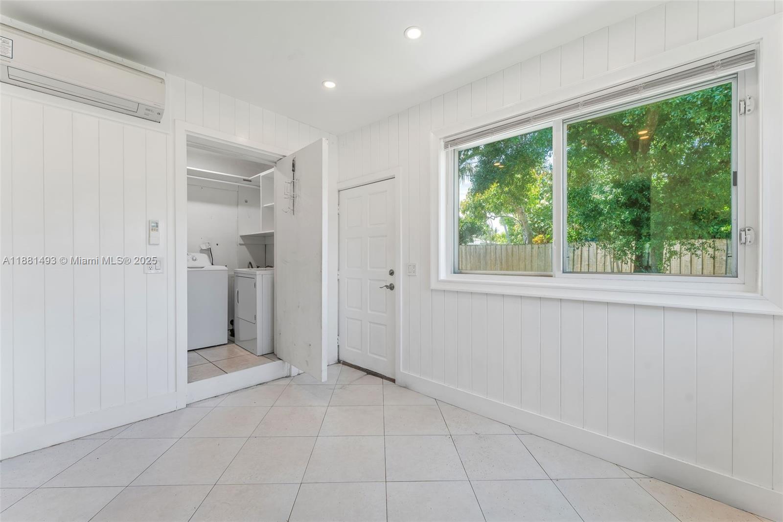 AVON HEIGHTS - Residential