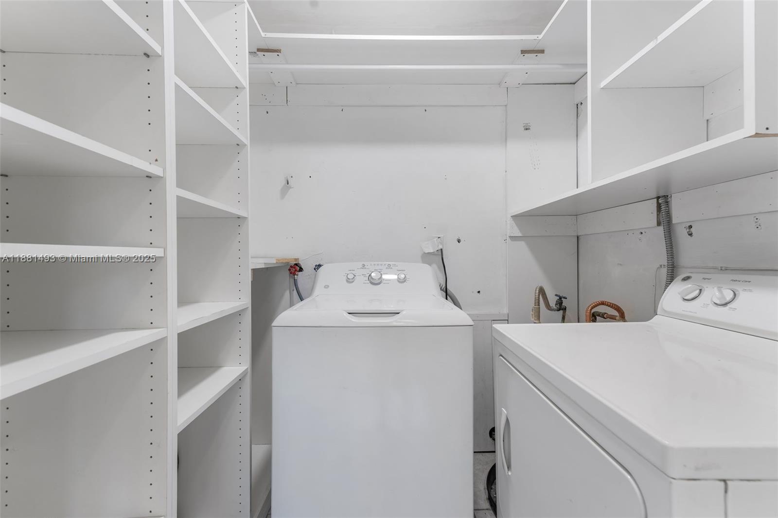 AVON HEIGHTS - Residential