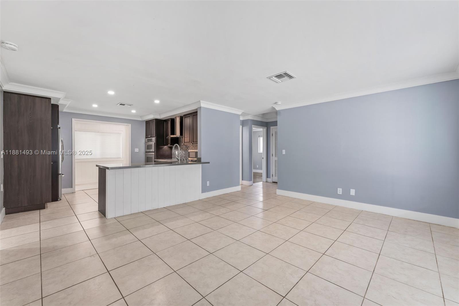 AVON HEIGHTS - Residential