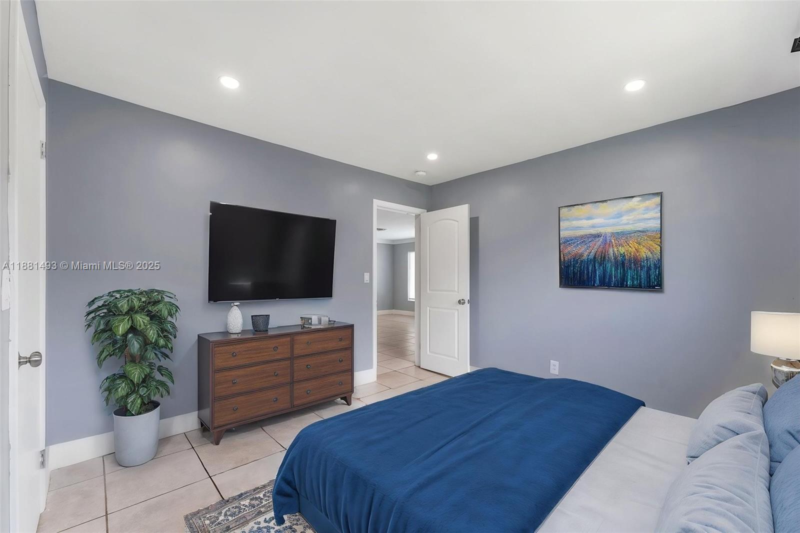 AVON HEIGHTS - Residential