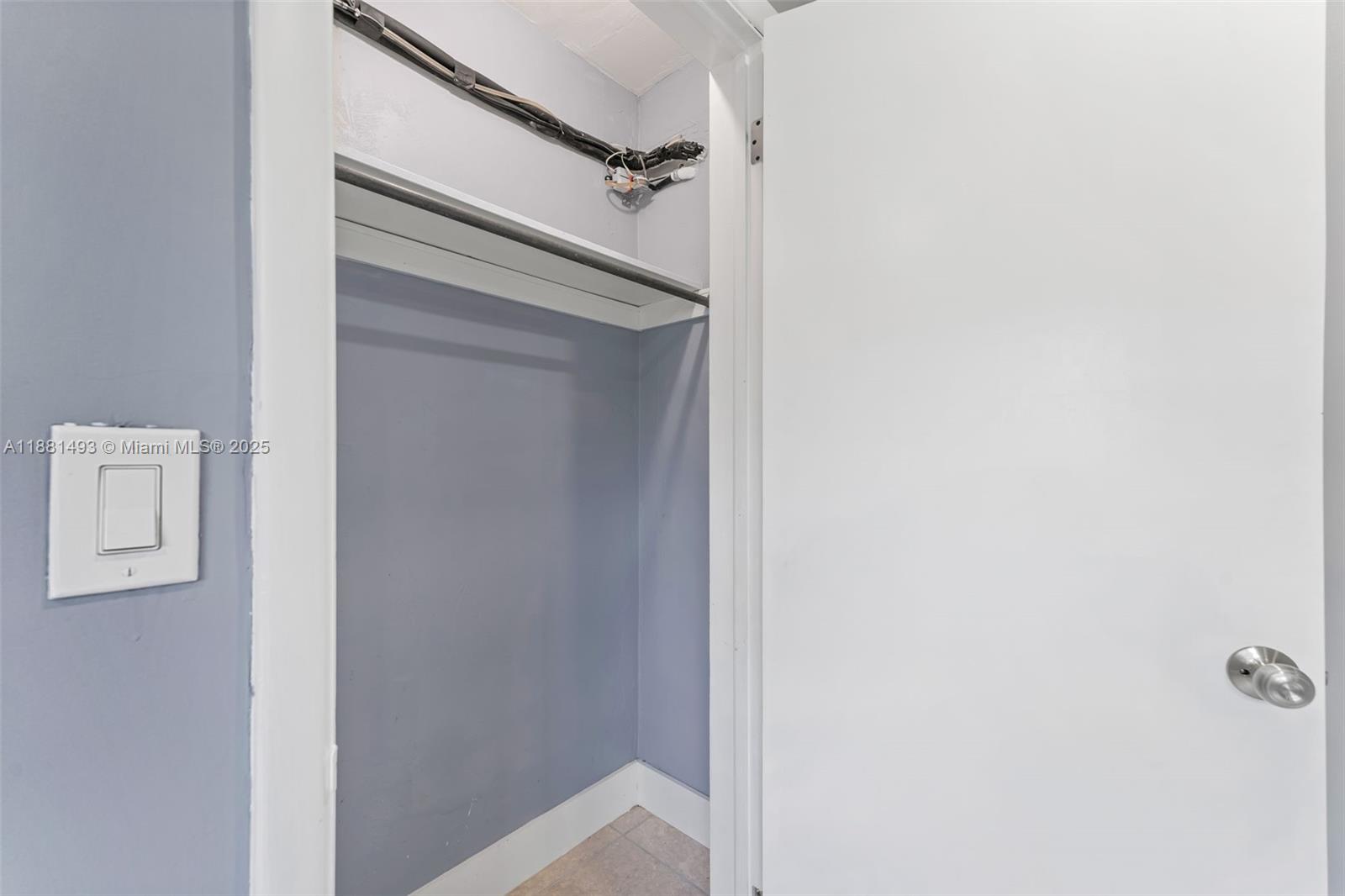 AVON HEIGHTS - Residential