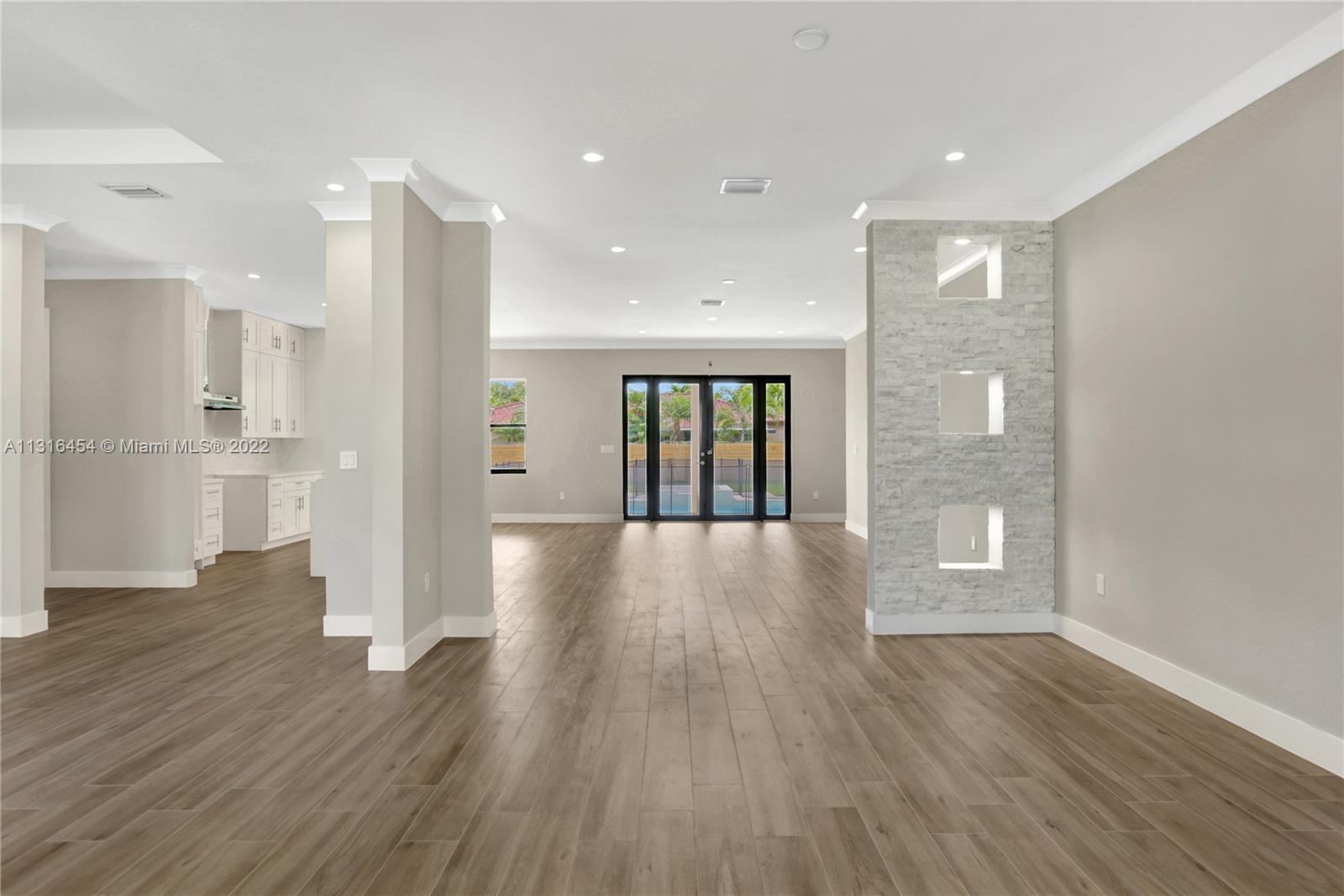 MARLIN ESTATES - Residential