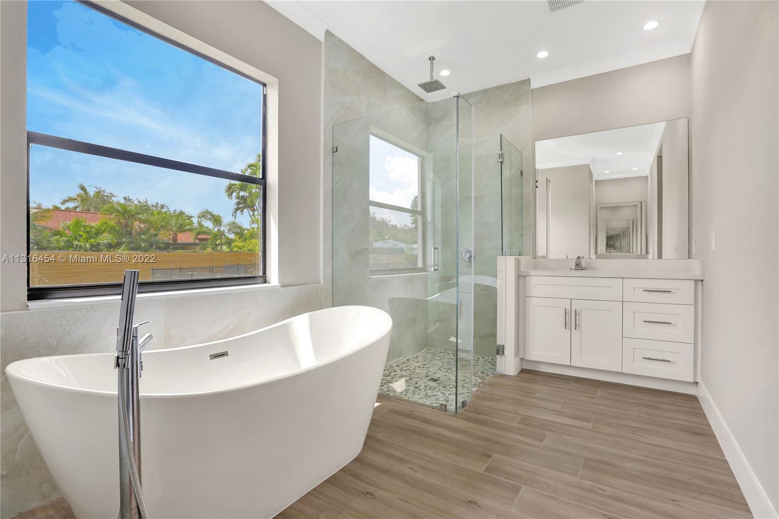 MARLIN ESTATES - Residential