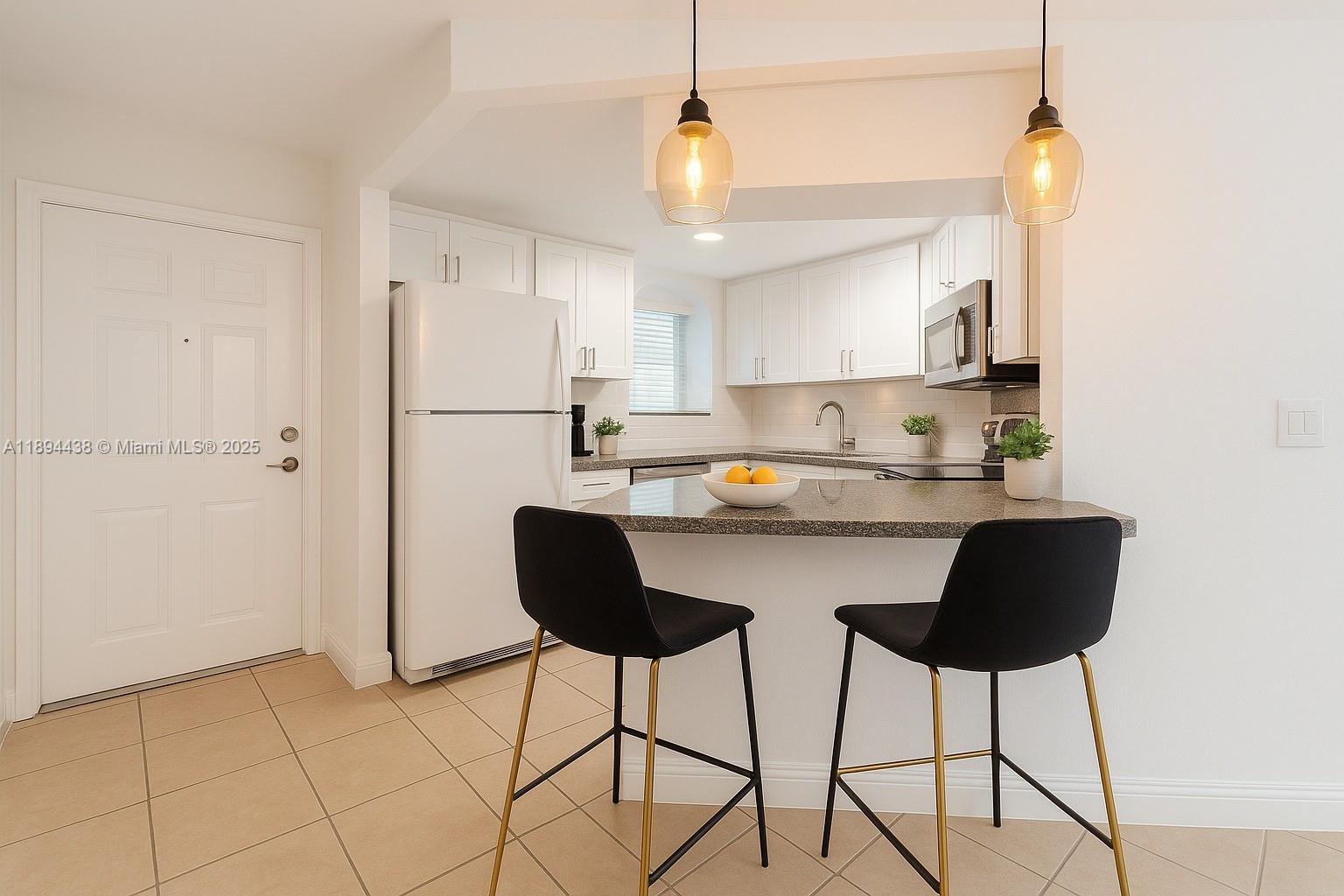 LAS VISTAS AT DORAL CONDO - Residential Lease