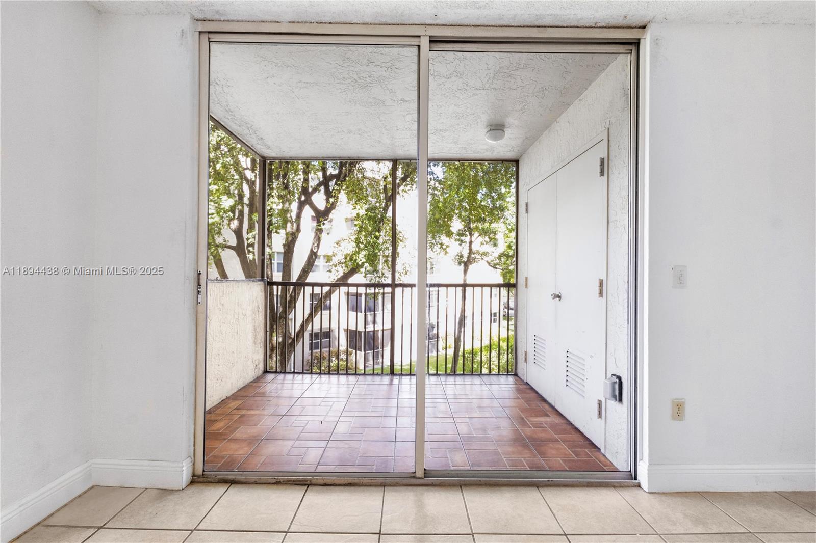 LAS VISTAS AT DORAL CONDO - Residential Lease
