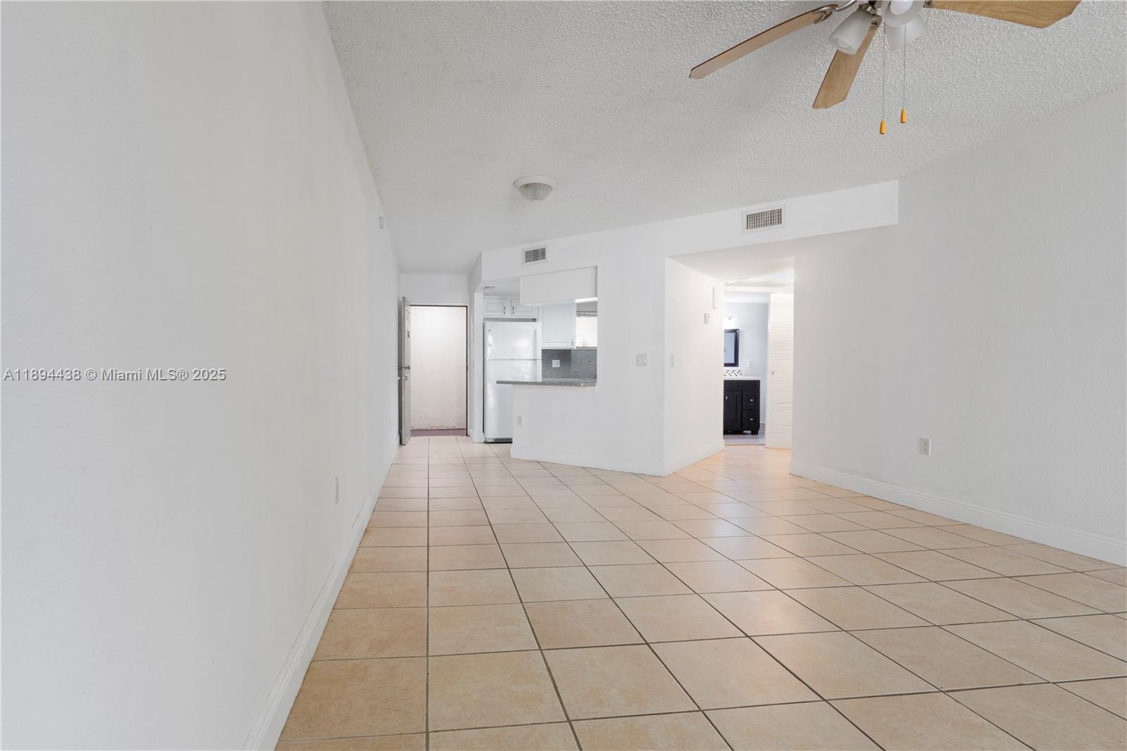 LAS VISTAS AT DORAL CONDO - Residential Lease