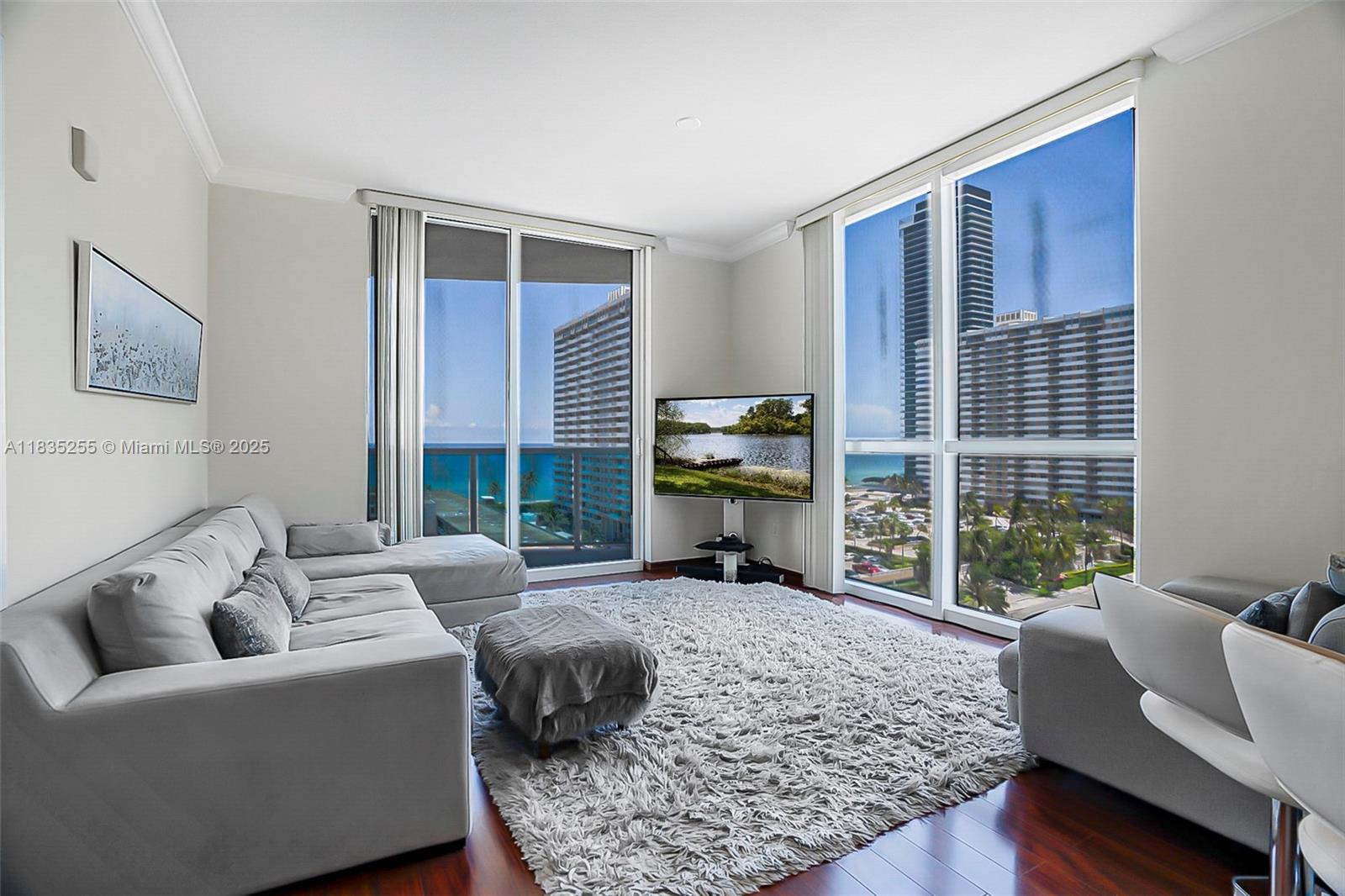 OCEAN MARINE YACHT CLUB C - Residential