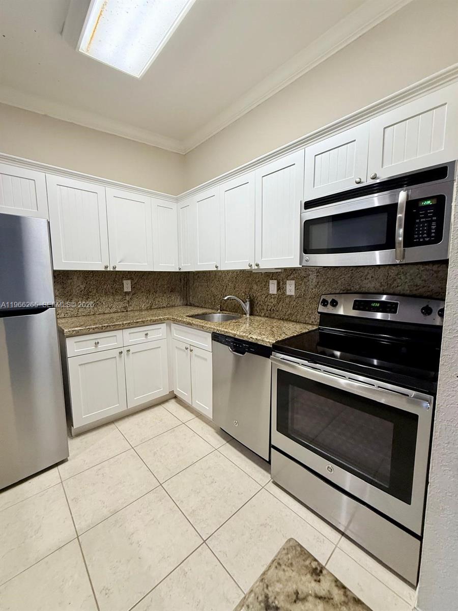 CARMEL AT THE CALIF CLUB - Residential Lease