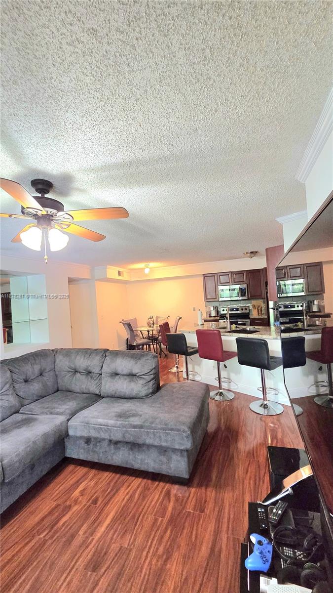 Bright and spacious second-floor condo with modern finishes and tile floors throughout. Recently renovated, this home is available furnished or unfurnished to fit your needs. Summerbreeze offers top-notch amenities including a resort-style pool, fitness center, tennis courts, BBQ area, and clubhouse. Ideally located near the Sawgrass Expressway and Sawgrass Mills Mall, giving you quick access to shopping, dining, and entertainment.