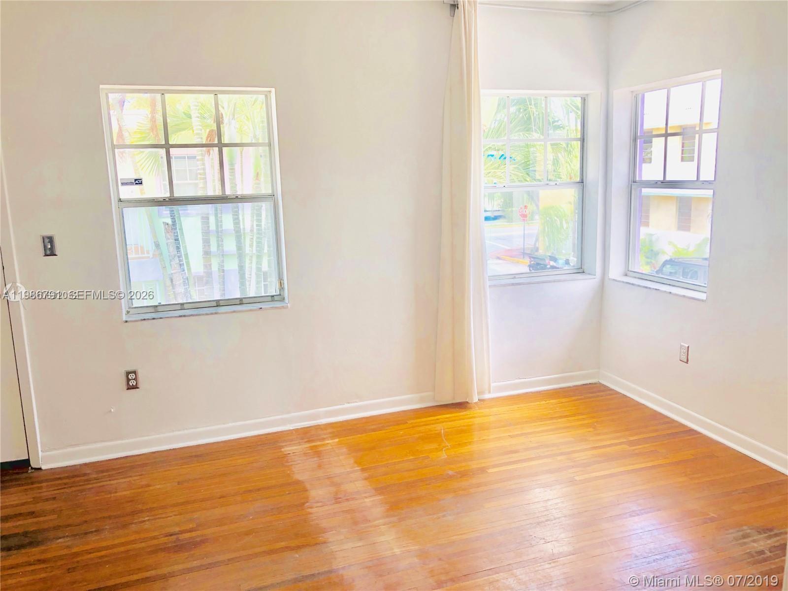 JEFFERSON COURT CONDO - Residential Lease