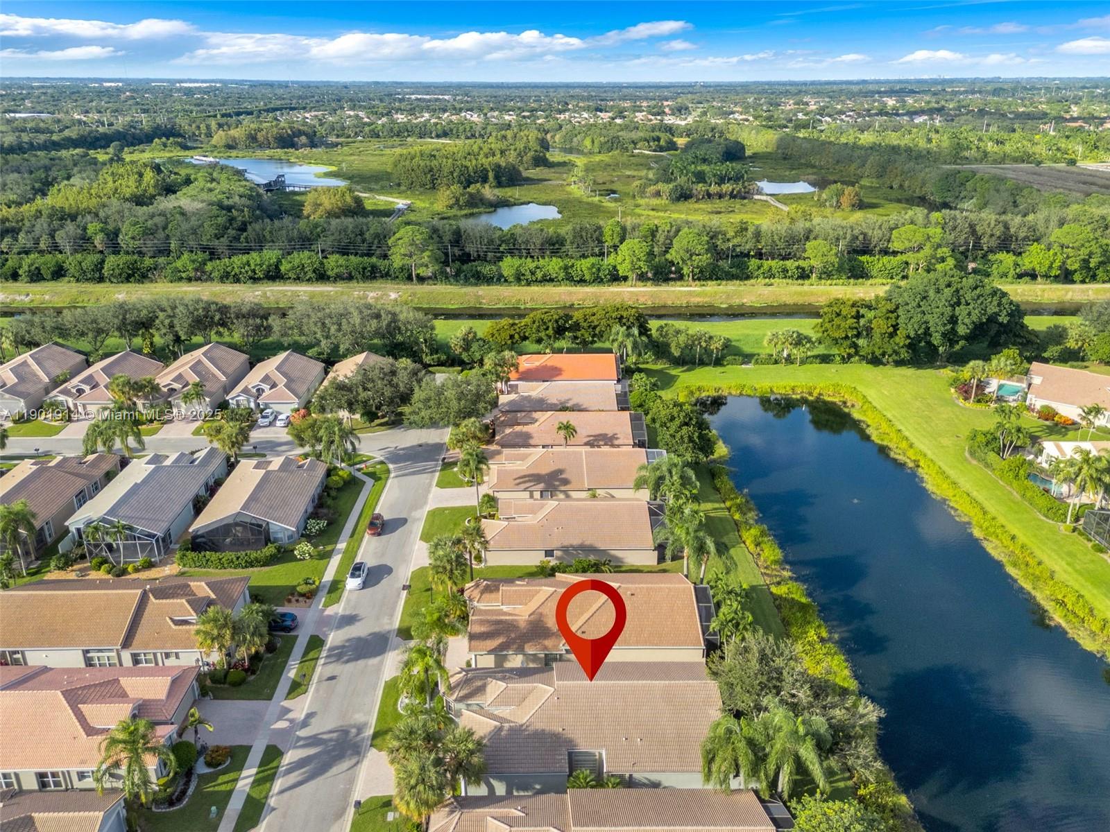 VALENCIA FALLS 10 - Residential