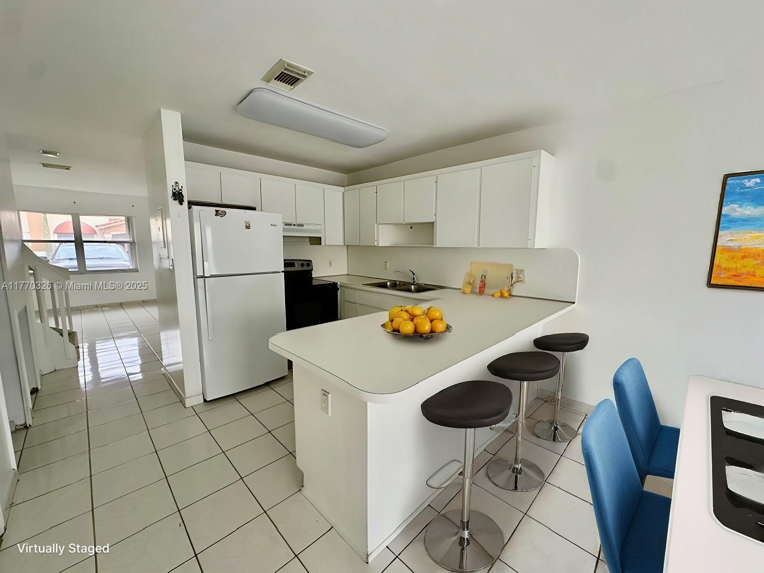 KENDALE LAKES NORTH SEC 9 - Residential Lease