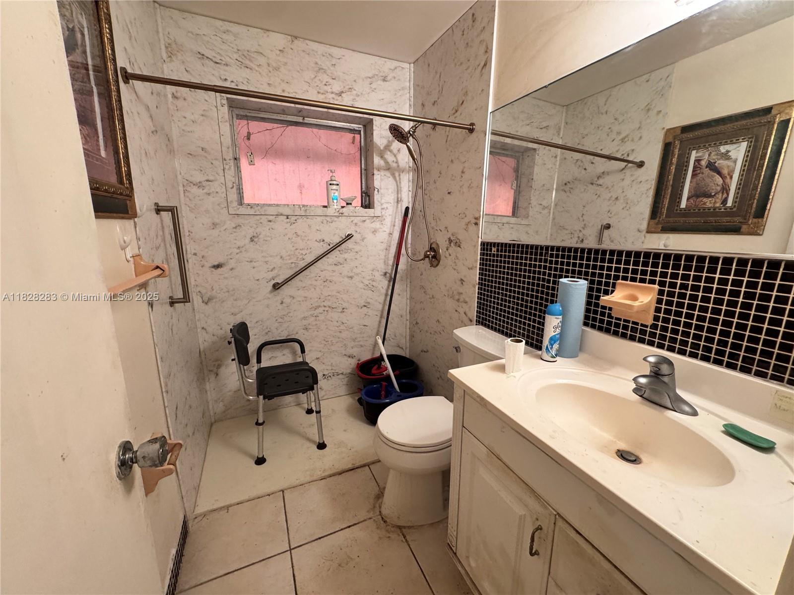 ROYAL PALM ACRES FIRST SE - Residential