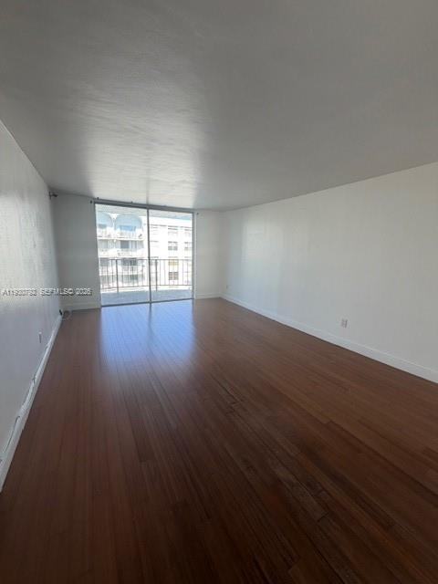 494 NW 165th St Rd C-508