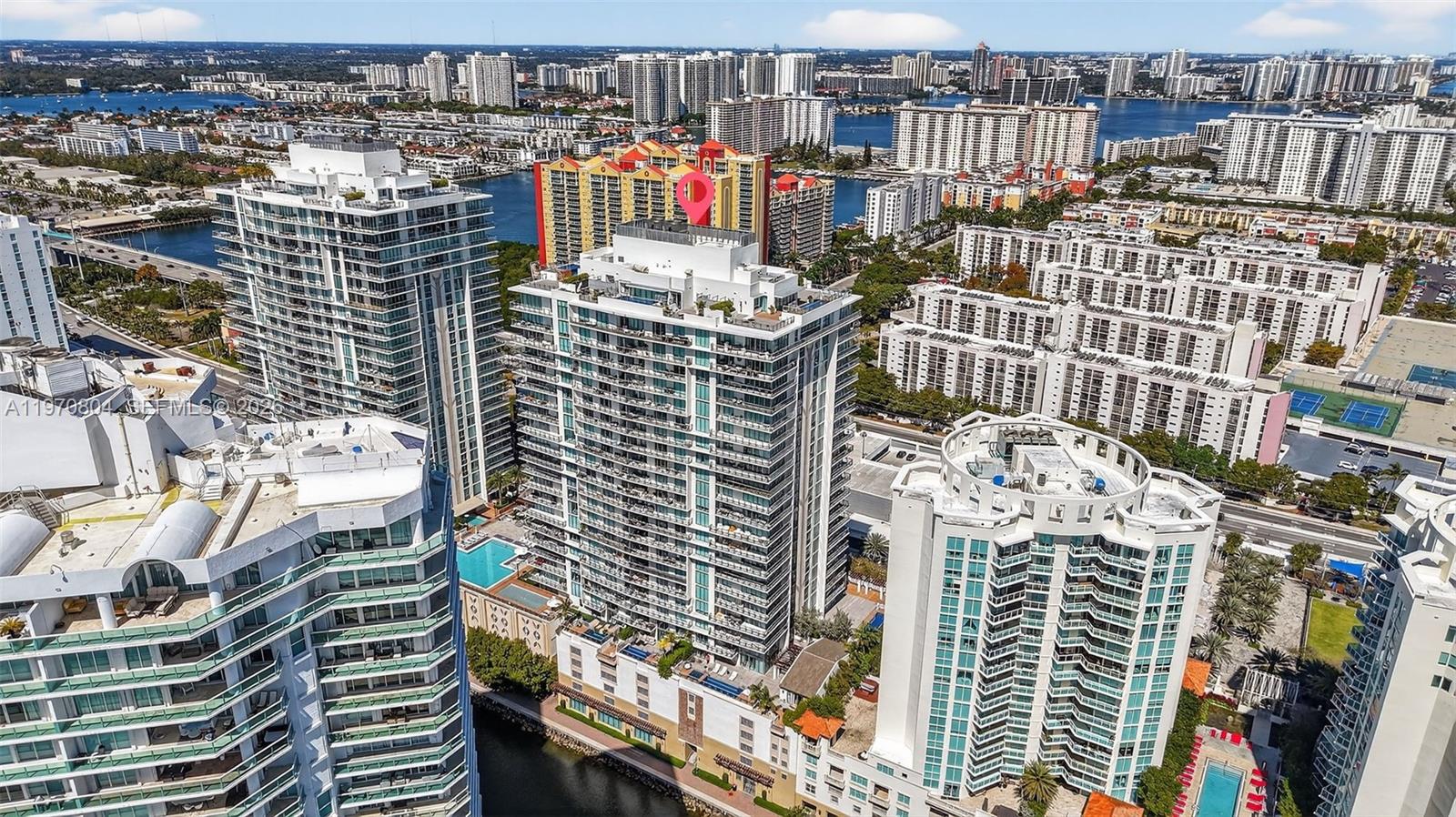 PARQUE TOWERS CONDO - Residential Lease