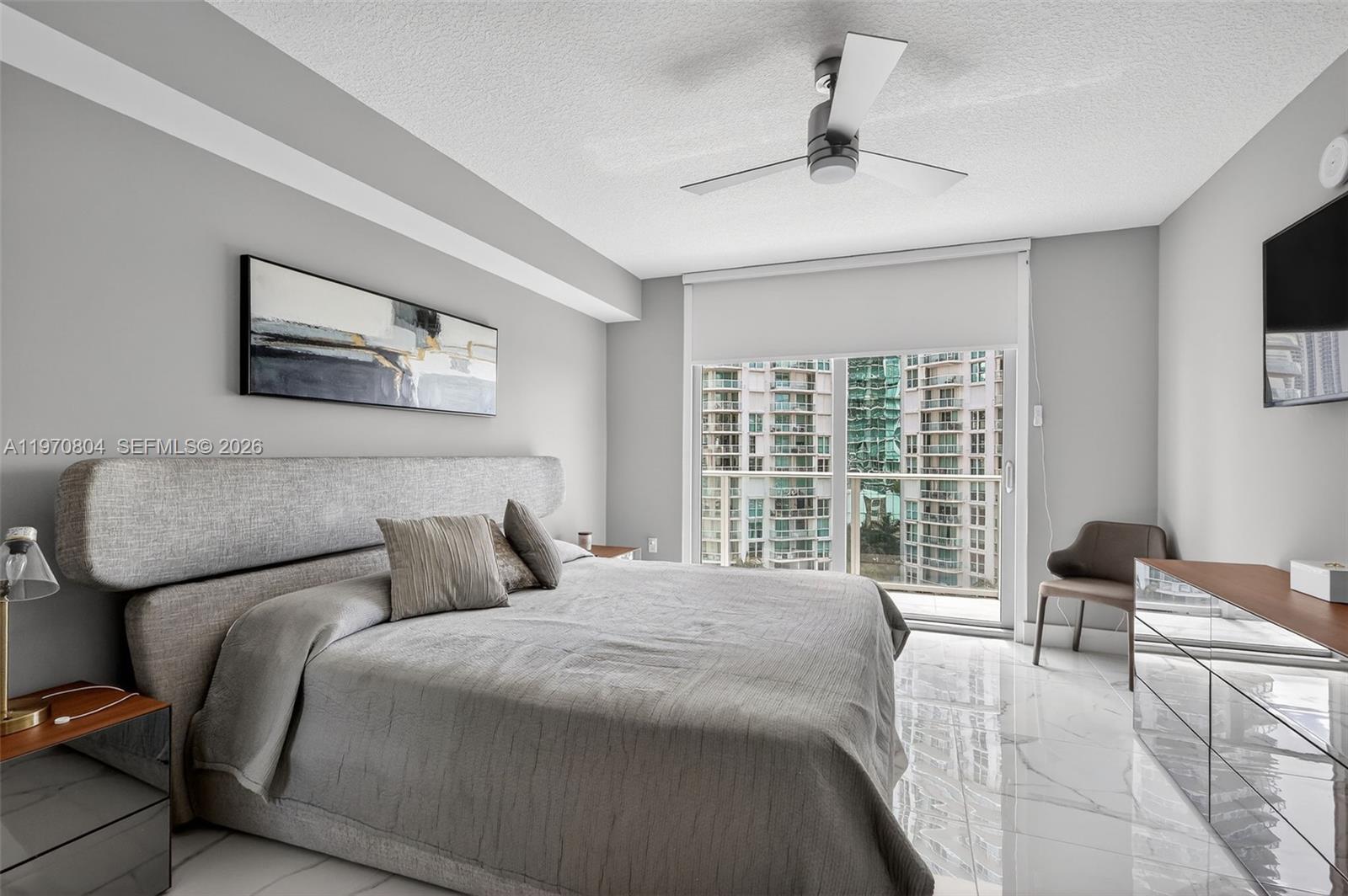 PARQUE TOWERS CONDO - Residential Lease