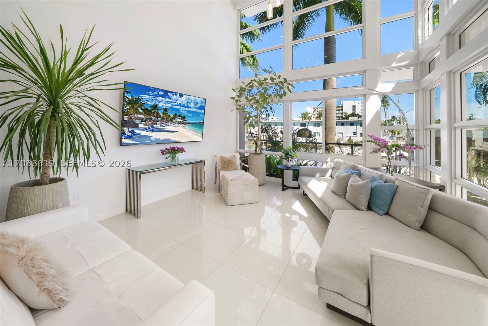 39 N Shore Dr