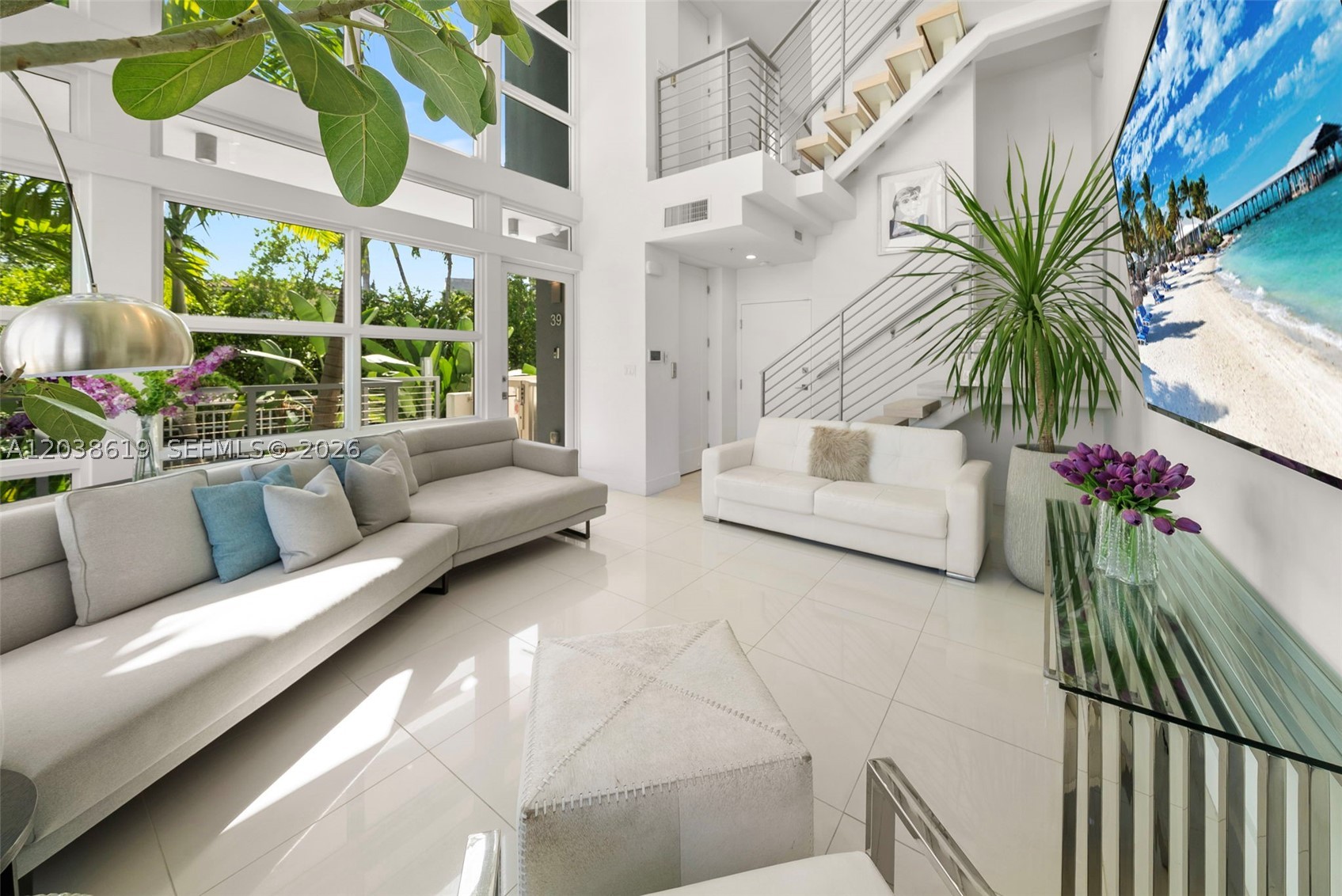 39 N Shore Dr