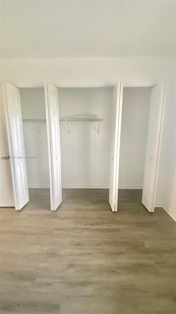 SHERWOOD SQUARE CONDOMINI - Residential