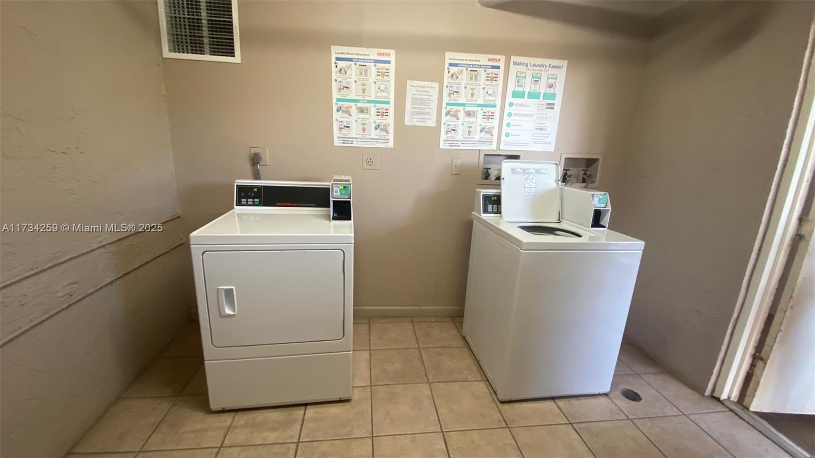 SHERWOOD SQUARE CONDOMINI - Residential