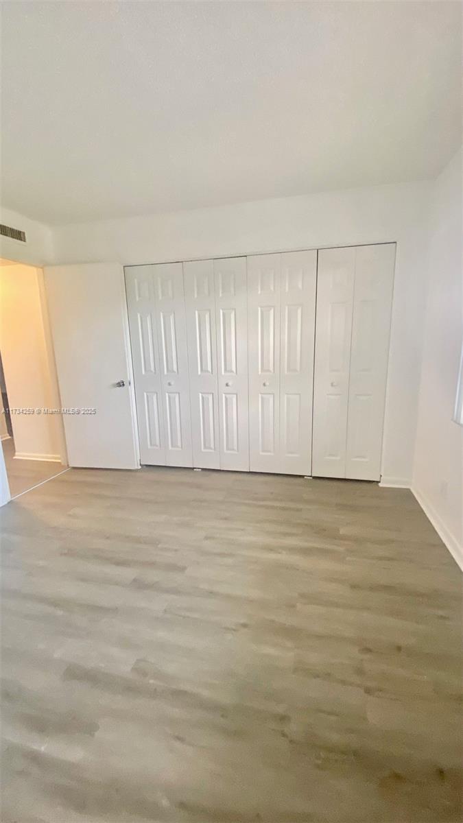 SHERWOOD SQUARE CONDOMINI - Residential