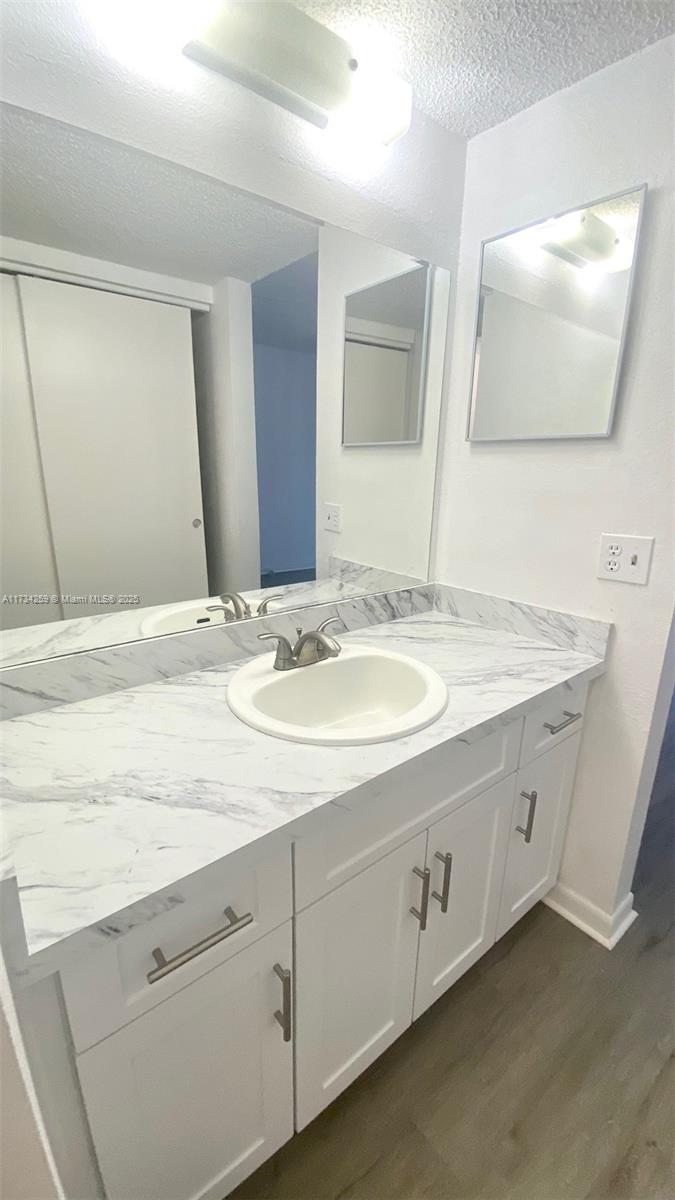 SHERWOOD SQUARE CONDOMINI - Residential