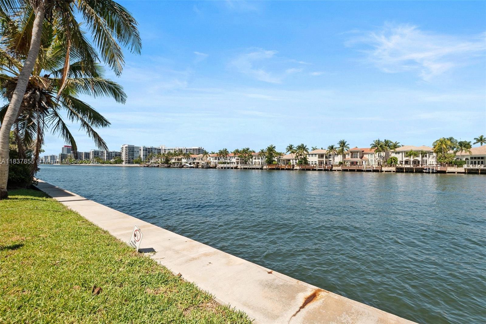 WATERWAY @ HOLLYWOOD BEAC - Residential Lease