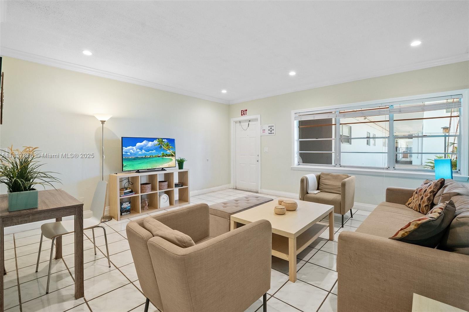 WATERWAY @ HOLLYWOOD BEAC - Residential Lease