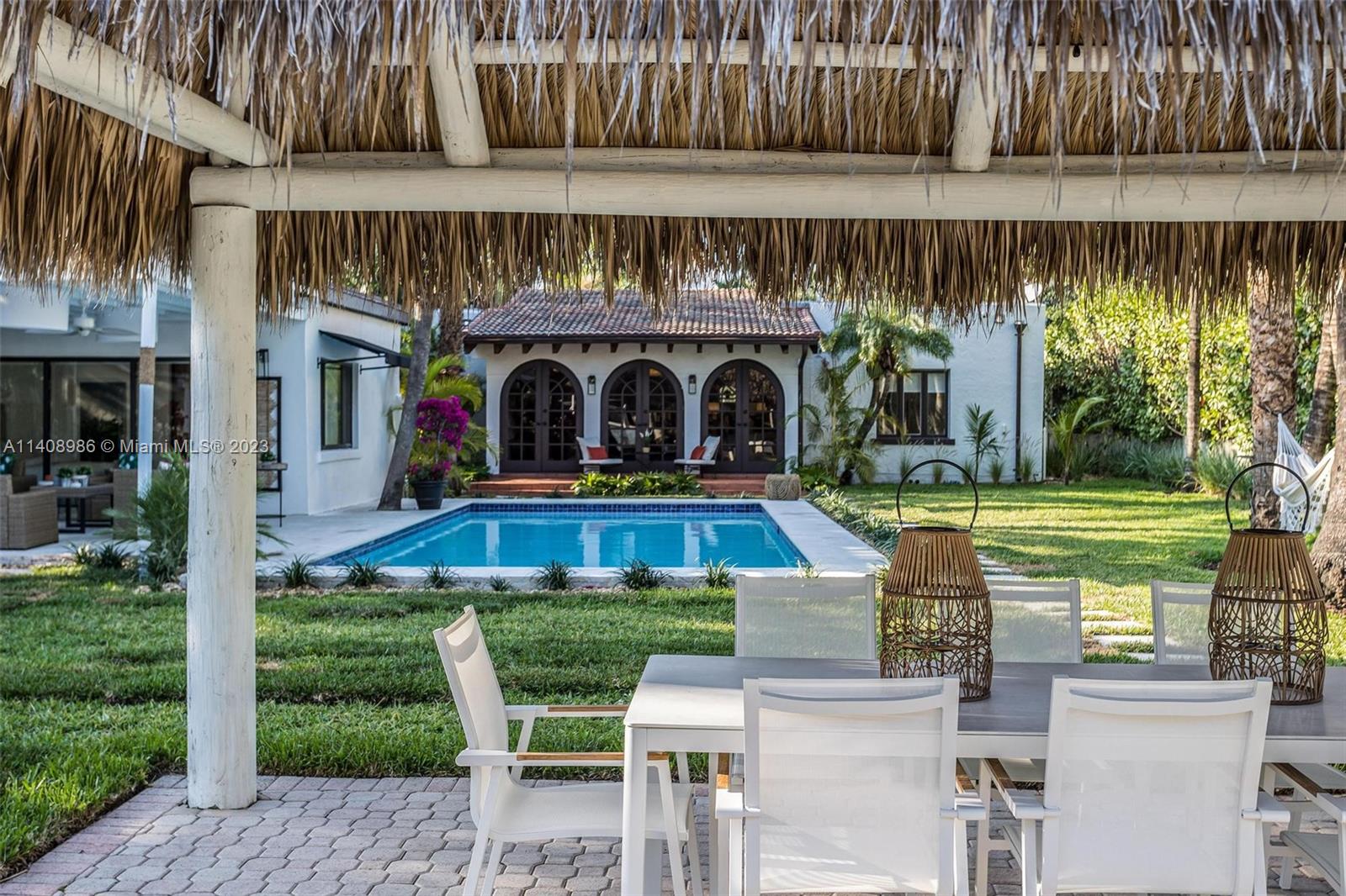 ADEMAR PARK AMD PL - Residential